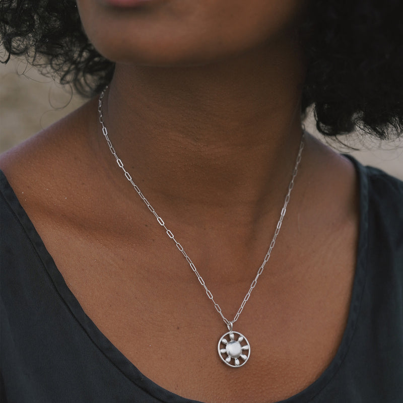 Chamomile Necklace in Silver